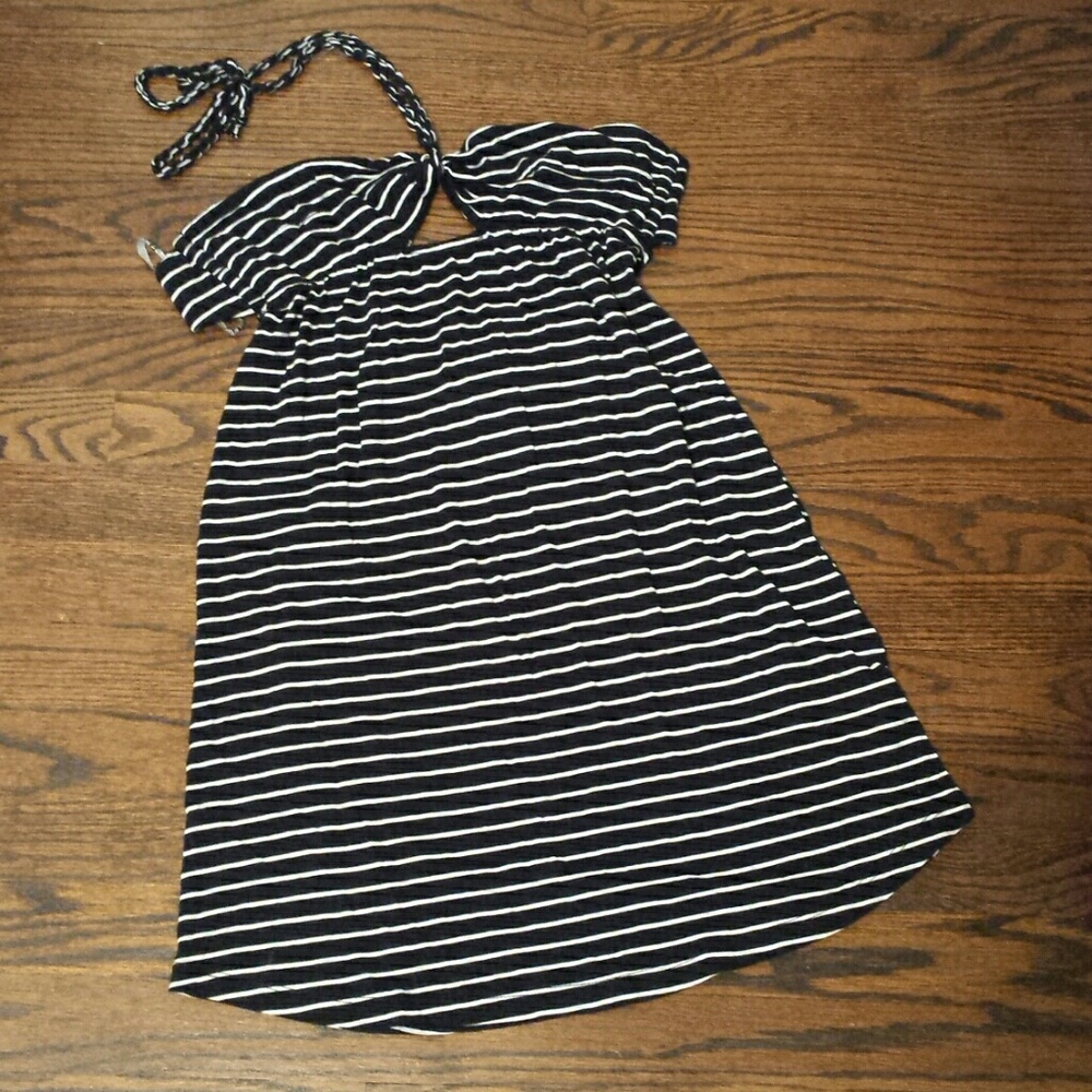 VOLCOM dress cover up swim beachwear xs Never worn